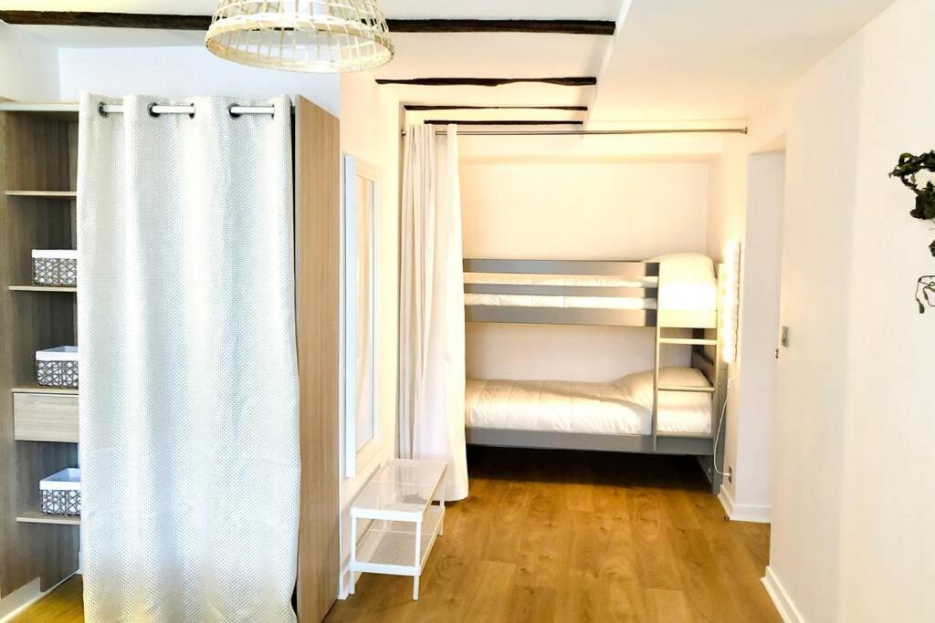 Charmant T3 Coeur De Ville Avec Parking Лимож Екстериор снимка